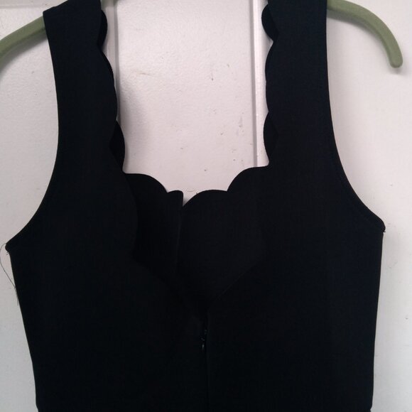 BLACK SCALLOPED NECKLINE A-LINE DRESS SLEEVELESS SIZE M MEDIUM - Picture 9 of 14